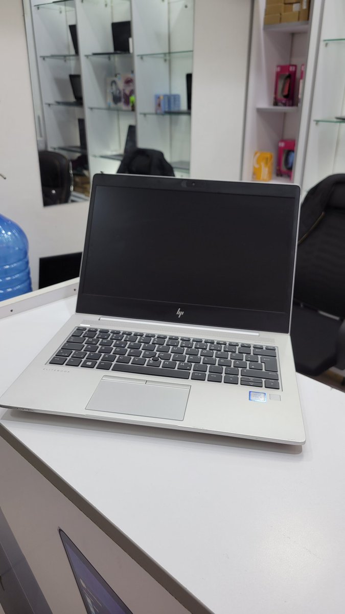 HP Elitebook 830 ULTRABOOK 
Processor Intel CORE I5
Storage 8GB RAM /256GB SSD 
7TH Generation
Size 13.3 INCH
WINDOWS 10 INSTALLED 
SIX MONTH WARRANTY 
🟡🔶PRICE  38,000/=

CALL / WHATSAPP 
☎️ +254701846097

#kamkunji Charlene Ruto Daystar #SafaricomGoMonthly #SundownerKBC