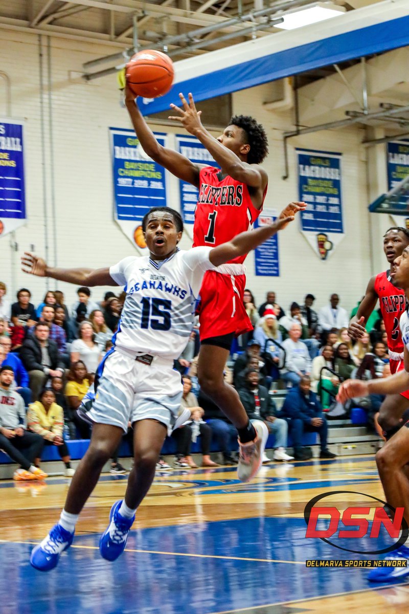 DelmarvaSports's tweet photo. 📸🏀🔥

@jmb_athletics @ @SDHS_Sports Part 2⃣

#ShoreHoops https://t.co/RSpGSBvLhP