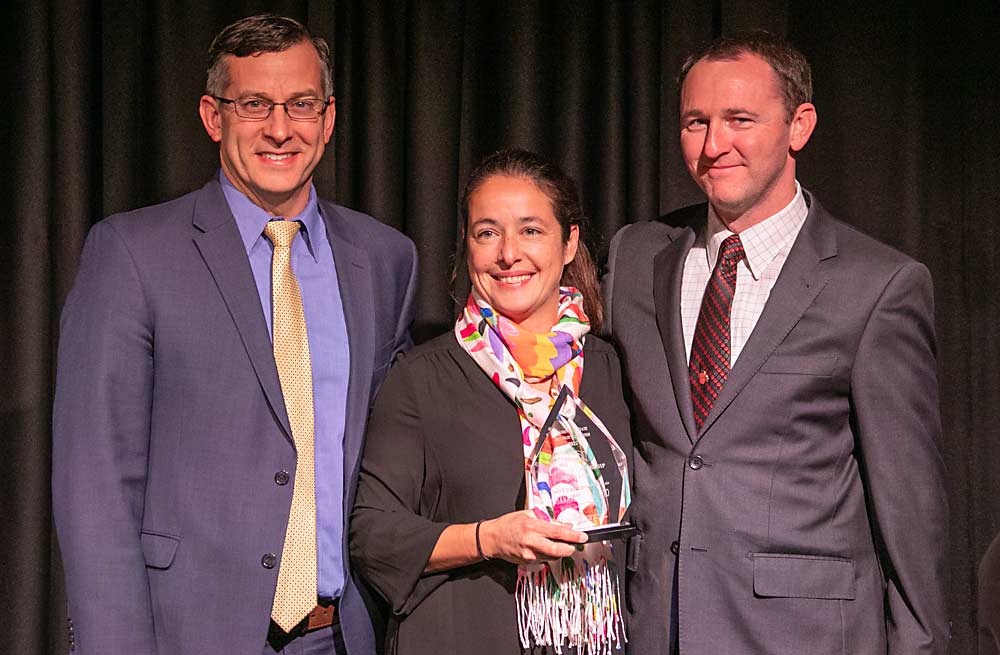 Our Extension colleague Bernardita Sallato was awarded the 2022 Industry Latino Leadership Award at the WSTFA annual Meeting. Congratulations Bernardita!