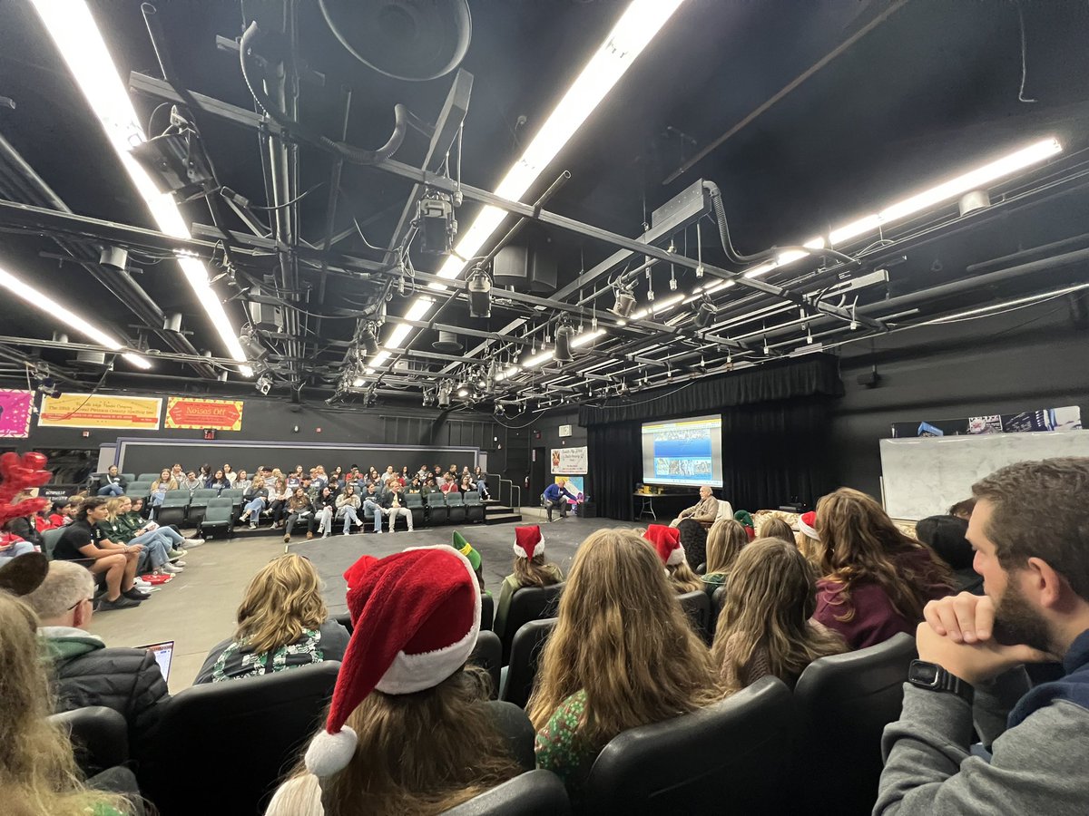 dylanjsaucedo's tweet photo. Big Thank you to @RHSTigersInfo and Roseville Stud Gov for having my team @CasaStudGov and I at the Sacramento Interleauge Today! It was amazing to meet with other great leaders in our region, and to discuss all the pieces that go into our programs. Go Rams! @CasaHigh https://t.co/a5b3duDvks