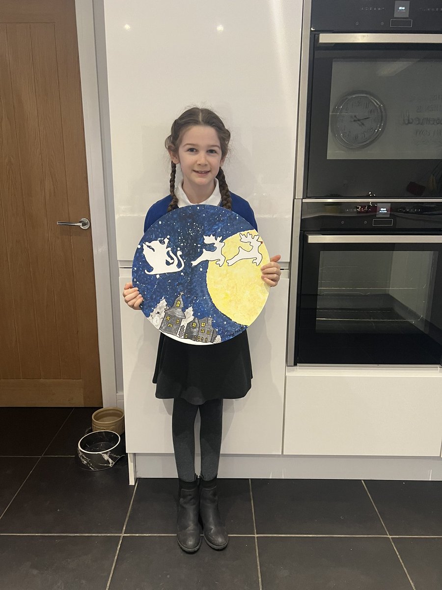 MrsMee0404's tweet photo. Lucy has loved working on this project! We looked at Monet’s work and saw the different ways he blended his colours so she decided on a different method of painting with a sponge rather than a brush. We love the finished look 💫⭐️🎨🖌️ @Highgateacademy @LPollard11 @Jimbob_Mee https://t.co/exBI1IQZE8