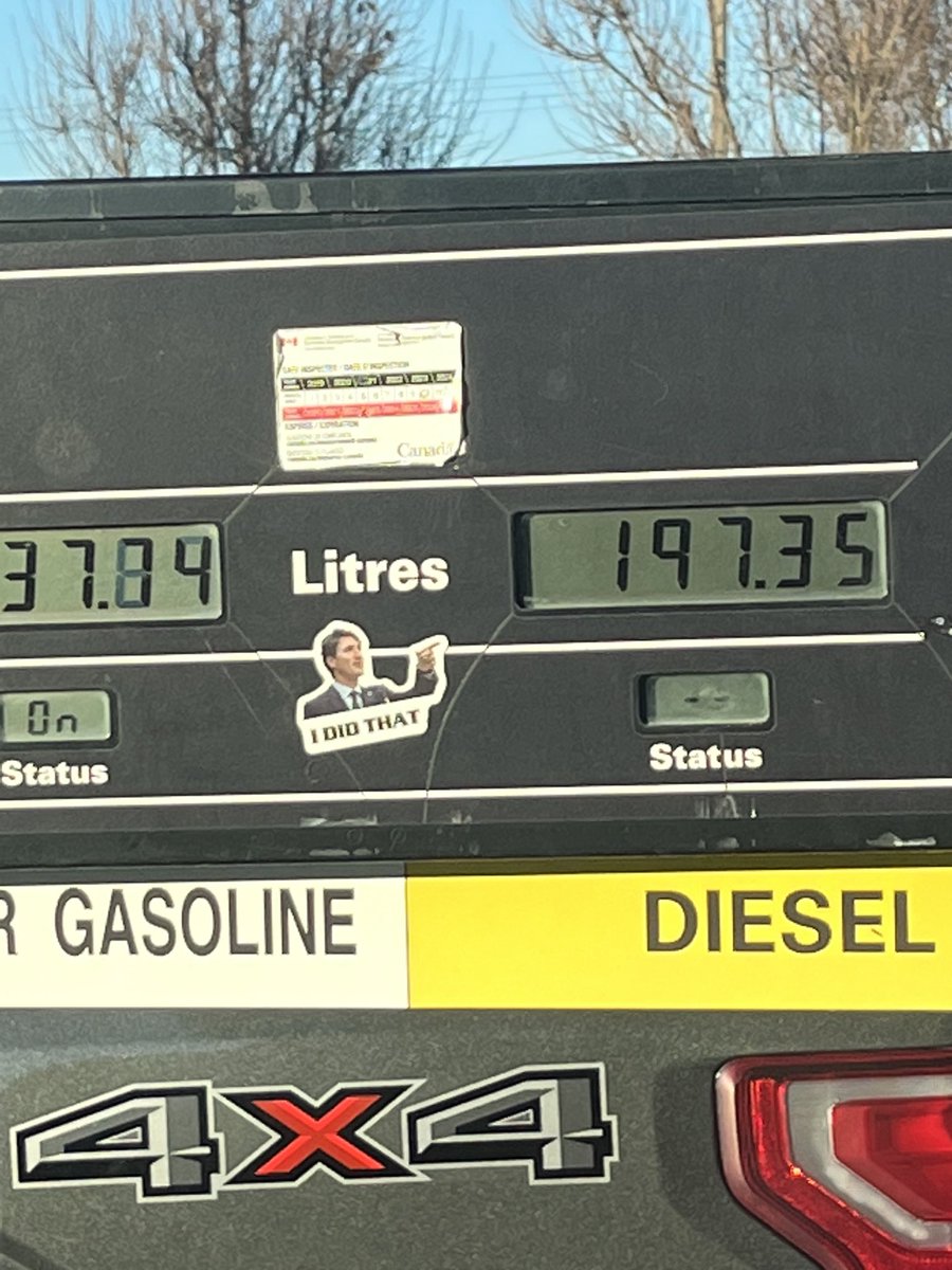 Mikeyman_19's tweet image. Stopped at the cardlock today. Saw this sticker and it made me laugh. #trudope