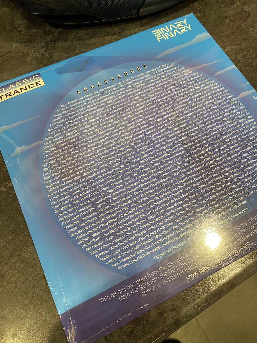 RealSoulShaker's tweet image. This has been months and months in the making and this thing of beauty has finally arrived, a piece of vinyl I supported in bringing to life and the closest I‘ll get to ever releasing a track. Immortalised on the cover forever!!
#classictrance #BinaryFinary #Timeless