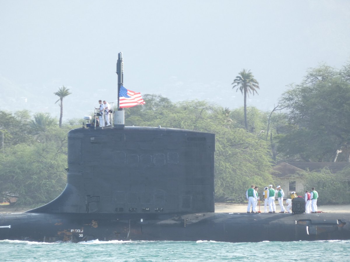 Virginia-class nuclear attack submarine coming into Pearl Harbor - December 7, 2022 #virginiaclass