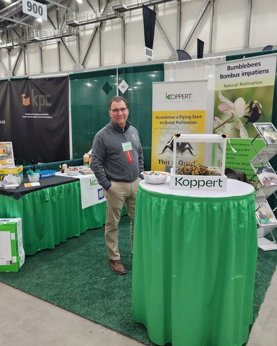 BugladySuzanne's tweet photo. Great time at the Great Lake Expo! #biocontrol #goodbugs #insects https://t.co/zh8qwp6qGO