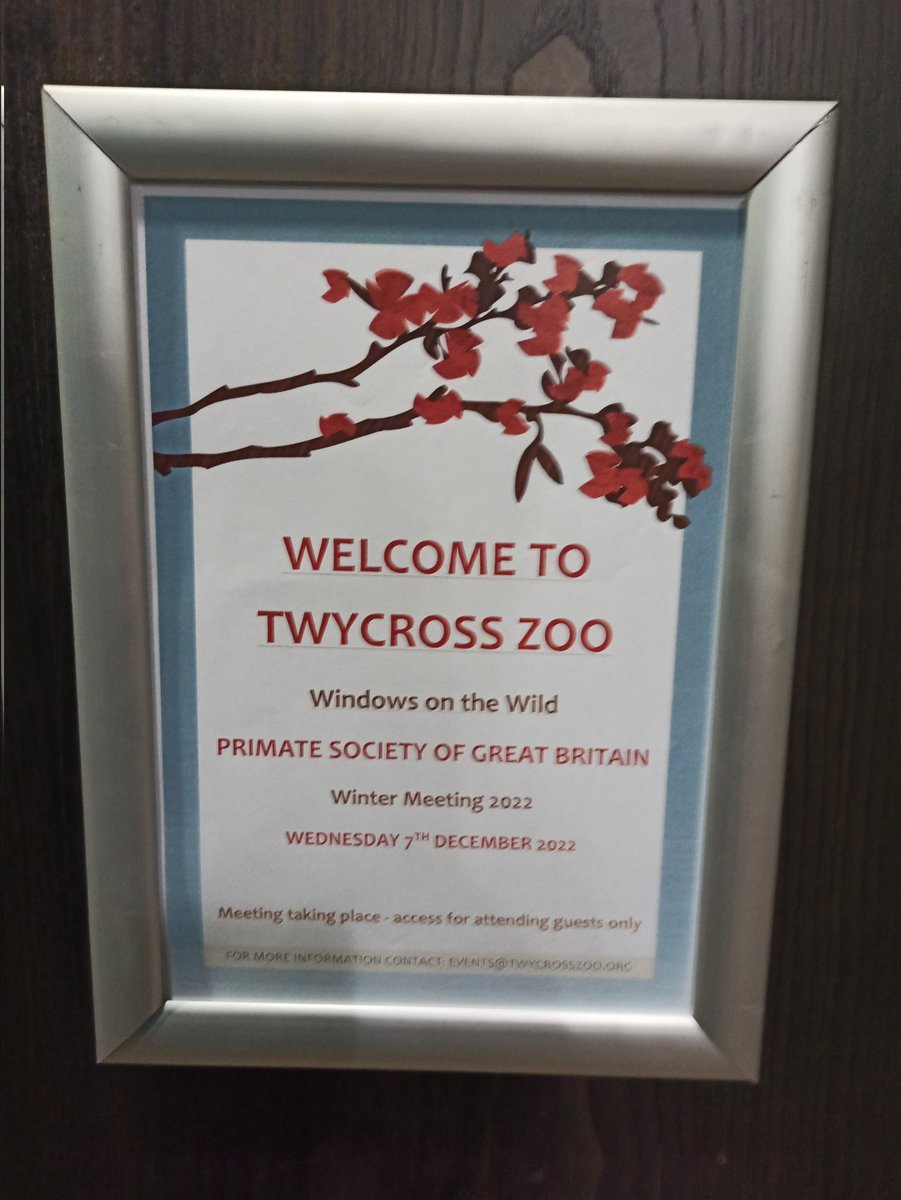 evo_NTU's tweet photo. Fantastic first day of the winter @PrimateSociety meeting @TwycrossZoo strong @evo_NTU representation among the crowd @PsychologyNTU @ntu_research @NTUSocSciences @TrentUni https://t.co/XO9BPMel3C