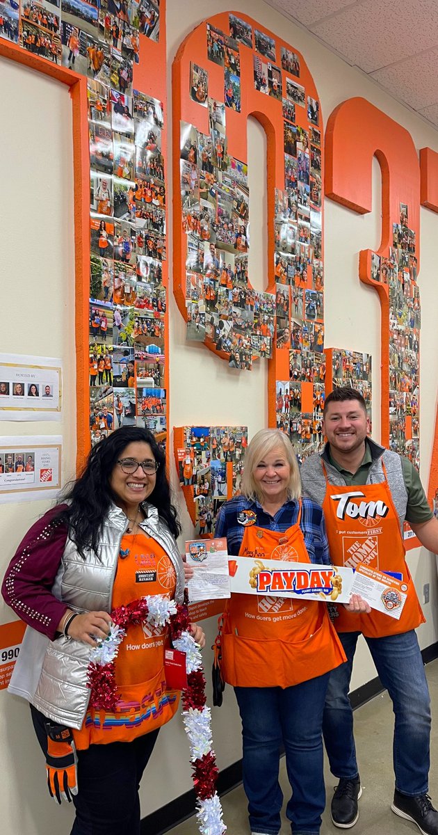 Shout out to the Specialist of the Month Mary Ann! Just this week alone she has closed two very large Cabinet Makeover sales. She was also recognized for HDPP! She called her family and said “I received the biggest pay day ever today!” 😂😂 @cramos9_ @Manny_CubFan @White2Dawn