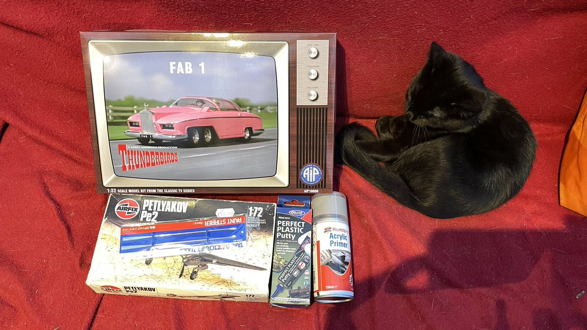 MOS6510Models's tweet photo. So a Visit to Buffers Model Shop in Axminster today.. Got some goodies.. Tamiya was impressed lol.. No Airfix this time either.. Name and Claim your local or Favourite Model Shop #morethanjustamodel #scalemodel #scalemodelshop https://t.co/YsGVHYJQdm
