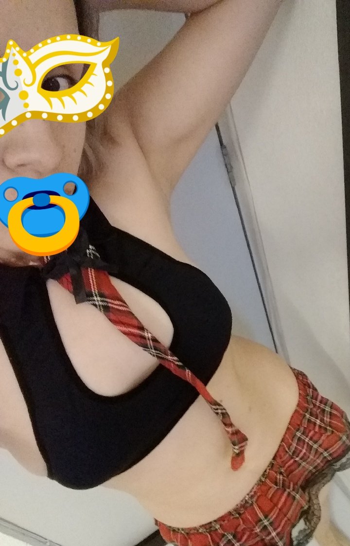 NoelGallar's tweet photo. Buenos días! Mas tarde subiremos videito de esos que nunca subimos, esten pendientes jiji 😈🔥 mientras le dejamos unas pics para quien guste 🔥💋
#MiercolesDeGanarSeguidores #MiercolesDeCulosPerfectos #TeamDSTW #DSTW https://t.co/Q2fkcKLroq