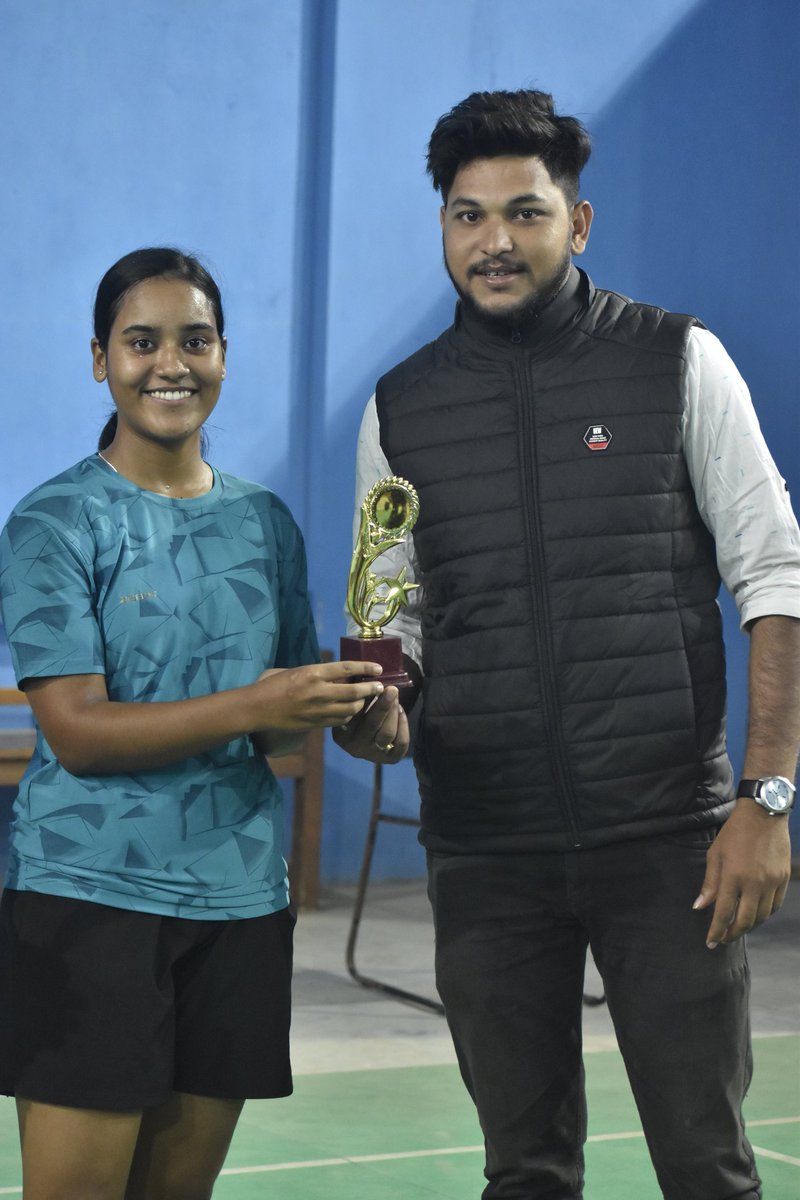 newhostelru's tweet photo. Women Inter-Hostel Badminton tournament was organised by our New Hostel in Collaboration with RNHEA,Parija Hostel became the Champion defeating Devi Hostel in final.Some pics of the winner n runners up ream are mentioned below.π
#Total_New
#Diamond_Jubilee
#RavenshawUniversity https://t.co/kDrqjLoPvO