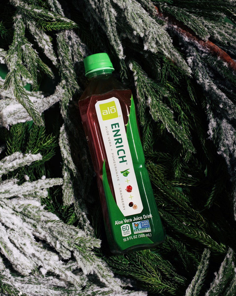 Here's a tasty mocktail to get you into the holiday spirit—no recipe or mixing required 🍾 Simply open a bottle of ALO Enrich, and enjoy the delicious and nutritious blend of pomegranate, cranberry, aloe vera, and other fine ingredients.