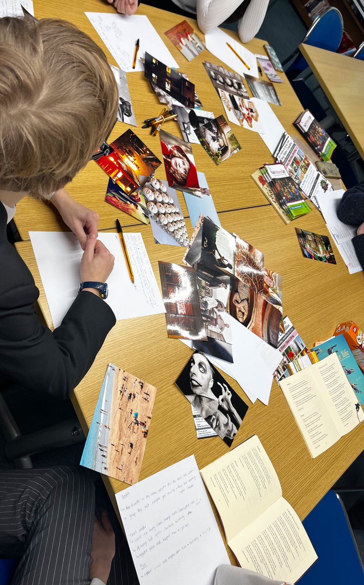 Want to thank the amazing <a href="/VickyMWriter/">Vicky Morris</a> from <a href="/HiveSouthYorks/">Hive Young Writers Network</a> for the fab KS4 &amp; 5 creative writing taster session tonight. Our students and I are so thankful and have taken away so much from it! Hope to see you again soon for a KS3 workshop📚 <a href="/WalesHigh/">Wales High School</a> <a href="/WalesEnglish/">WalesEnglish</a> <a href="/WalesSixth/">Wales Sixth-Form</a>