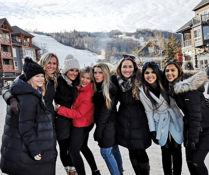 BlueMtnVillage's tweet photo. Are you the designated "Planner" of the group? We've got you covered!💁 Take out the stress and check out our tips for the ultimate girls trip to Blue this Winter - https://t.co/WseNEYaMGD #BlueMtnVillage #DestinationON https://t.co/r6qXfQTwLs