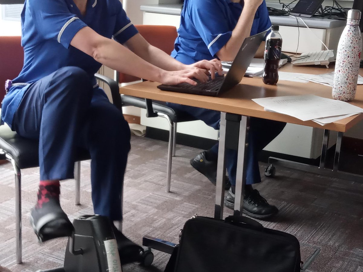physioCaulfield's tweet photo. Day 7 active advent
Getting active at work. It's been a great day! Well done everyone.
#HeartsandMindMatter #ActiveAdvent
#rehadlegends 
@Newcastle_NHS @CHUFOfficial @NewcastleHosps https://t.co/NRyeNaWkrN