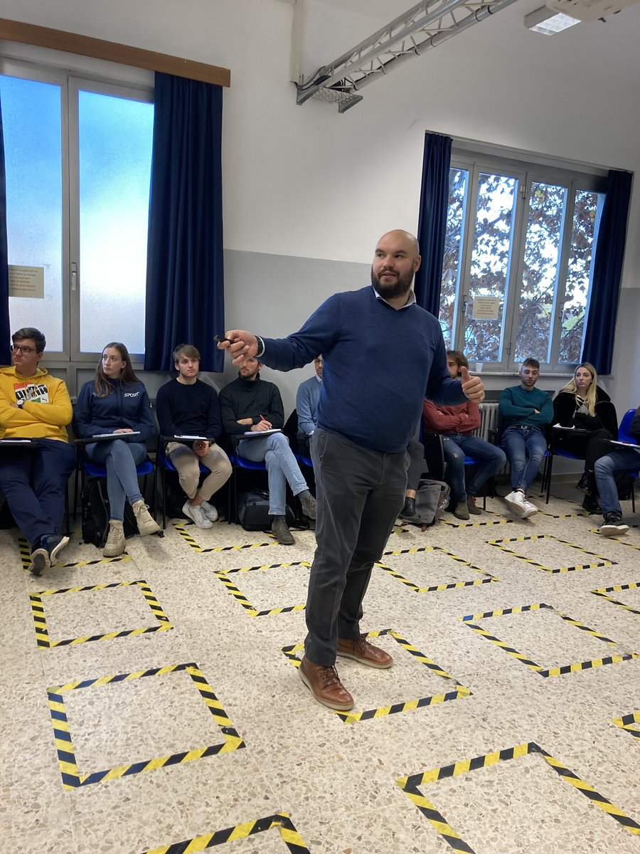 CRIMEDIM's tweet photo. As part of the #DisasterSISM project, #CRIMEDIM, along with @SISMnazionale, has just delivered the #AdvancedDisasterSISM course. 25 Italian medical students had the opportunity to deepen their knowledge on #disastermedicine thanks to lectures, discussions and simulations. https://t.co/oNFMI604au
