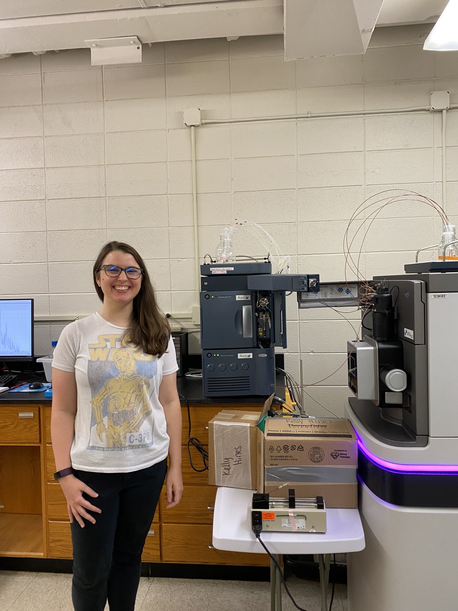 UGAChemistry's tweet image. Are you an undergraduate student interested in Chemistry research? Check out the new website for @UGAChemistry&apos;s Summer Undergraduate Research Opportunity (SURO) program. Applications open in January. uga-suro.squarespace.com