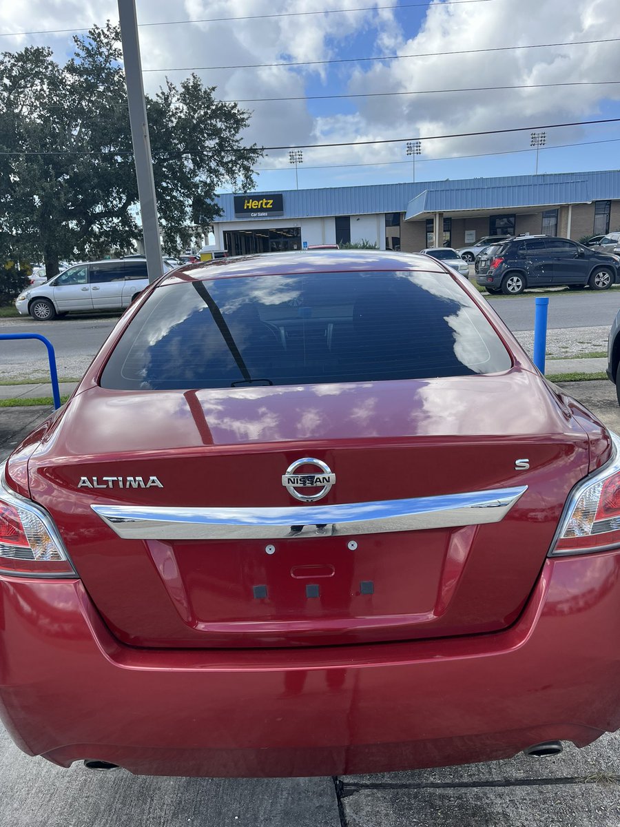MTauzier's tweet image. Hard to these in this good of shape and condition *** 2015 Altima S- Only 129K miles.. Super clean, New Tires and only $9,990! wont last! #Nola #CarsForsale #Vehicles #Metro #504