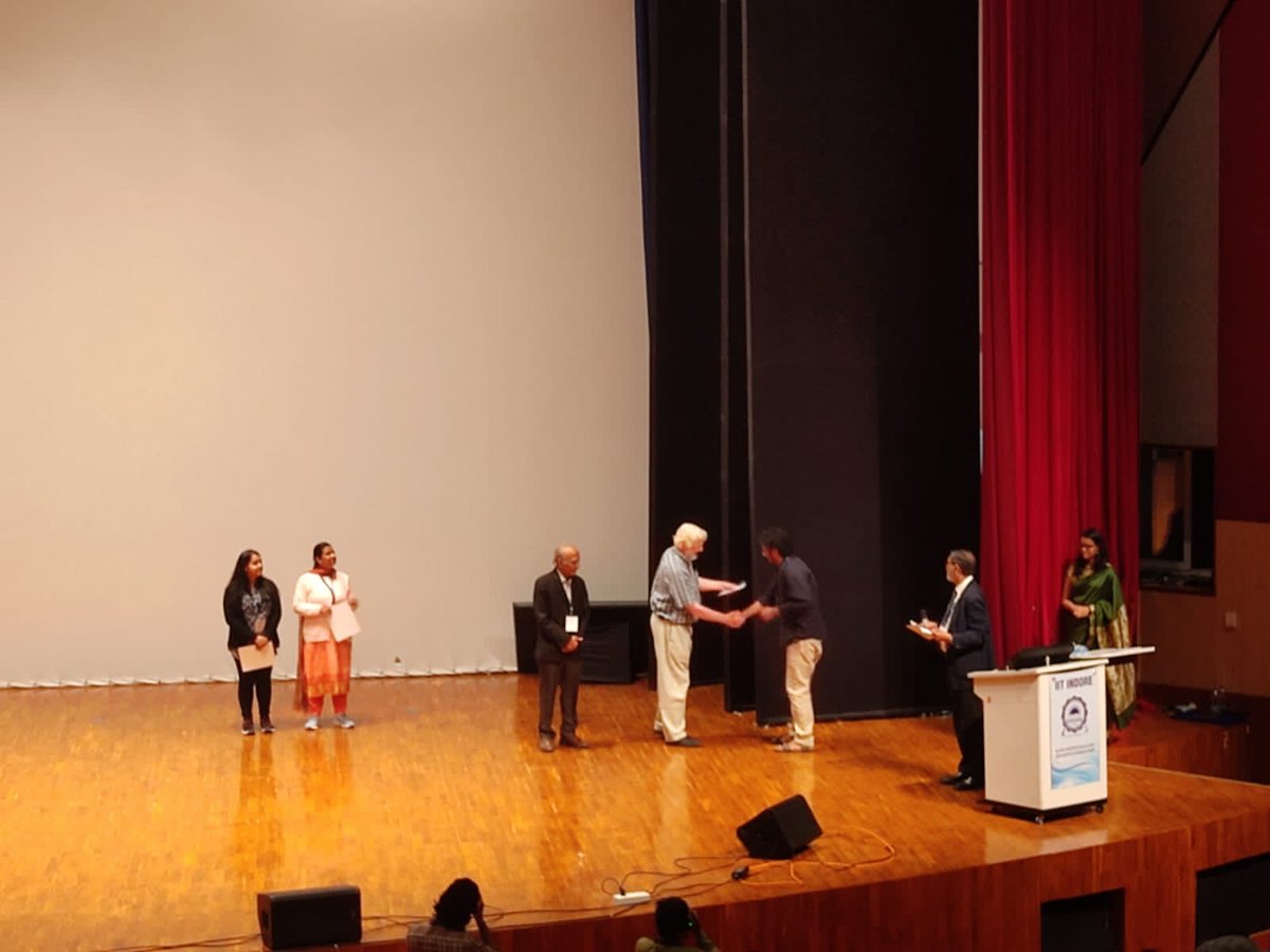 RaghuttamH's tweet photo. Whatta great experience.. Honourable mention #URSI #RCRS Student Paper Competition is not bad, I guess.. 

@URSI_Radio @IITIOfficial https://t.co/pZDUDjigiC