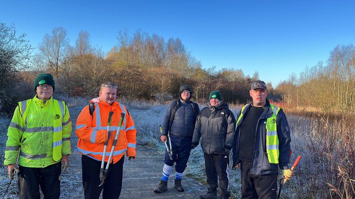 GreenCrew1's tweet photo. The crew at Amberswood Common today. Beautiful weather but very cold.
@GroundworkCLM https://t.co/MDp1IOQBNe
