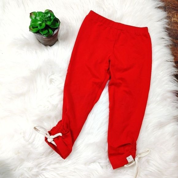 harmonysnotes's tweet image. So good I had to share! Check out all the items I'm loving on @Poshmarkapp from @krystal_connell #poshmark #fashion #style #shopmycloset #welldressedwolf: posh.mk/Vw8g9Kjpzvb