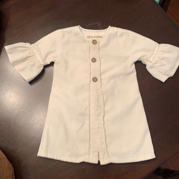 harmonysnotes's tweet image. So good I had to share! Check out all the items I'm loving on @Poshmarkapp from @krystal_connell #poshmark #fashion #style #shopmycloset #welldressedwolf: posh.mk/Vw8g9Kjpzvb