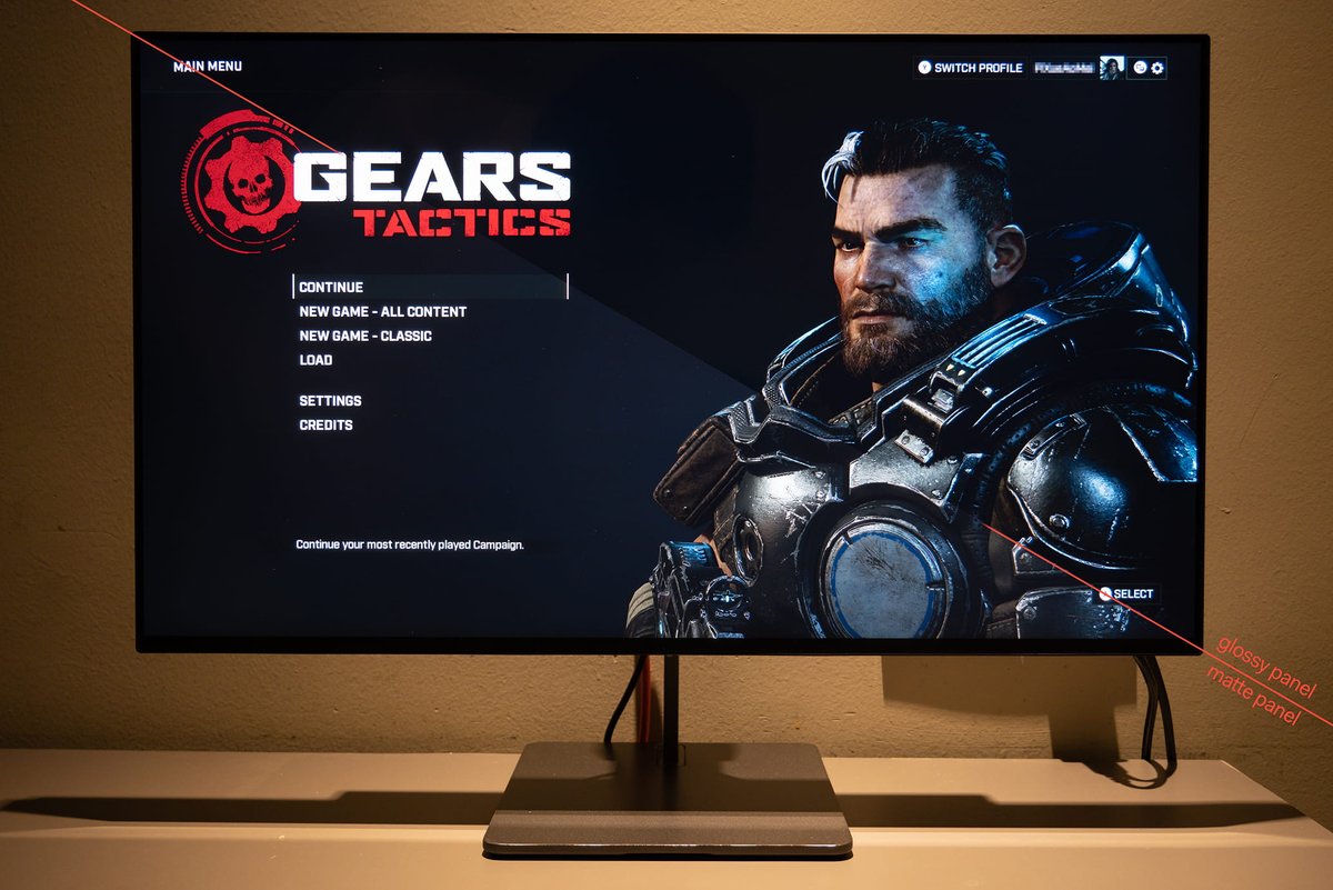 DOUGHtechnology's tweet photo. Black is the new black. 

Learn more: https://t.co/YWNBzARnV1
#glossymonitors #spectrummonitor #spectrumglossy #spectrumgamingmonitors https://t.co/tRRCO7HlG9