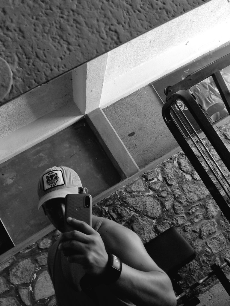 Negro_alex_st's tweet photo. Negro....
#aztecasgym #teampacheco
#gym #gympower #fit #fitpower https://t.co/FXBFznujBe