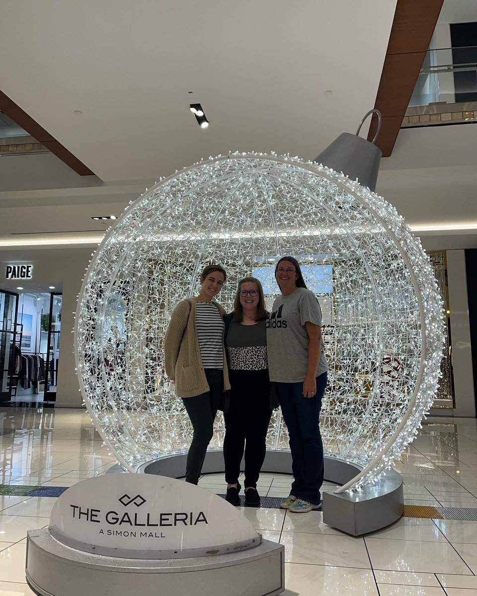 saurini_cccsd's tweet image. Beyond grateful for the last few days in Houston for the PLC Math at Work Conference with these ladies. A lot was learned. Feeling inspired is an understatement. Thanks @SolutionTree @CCCSD_SHS