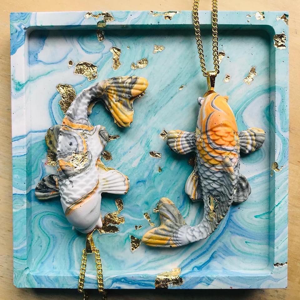 carolinecoates's tweet photo. Tuesday 13th evening 
Jesmonite Jewellery workshop at @firedpaintapot (just a few places left) https://t.co/CiiWmd6xJt https://t.co/8fmdXmj109