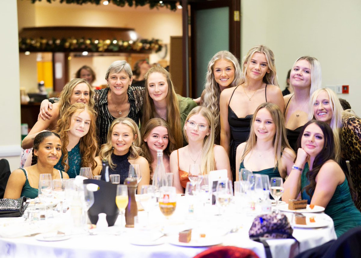 NewhavenLadies's tweet photo. 🎄CHRISTMAS CHARITY BALL

The Ladies Team’s joined together on Saturday night to raise money for Seaford Downs Syndrome Group. 

It was so encouraging to see so many senior ladies players/ teams representing Newhaven Football Club. https://t.co/8i8kWhsZgC