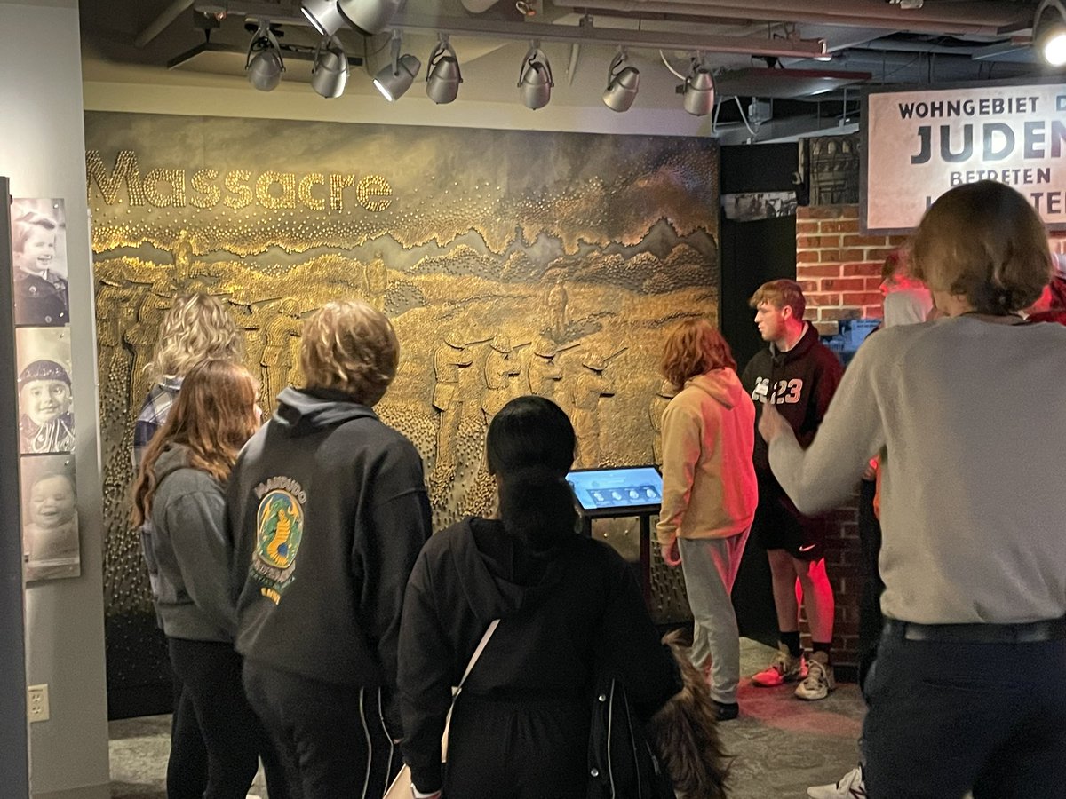Caltonbl's tweet image. Very grateful to @cincyhhc for hosting our @WestCler students today on a field trip! #WCConnects #WCLearns