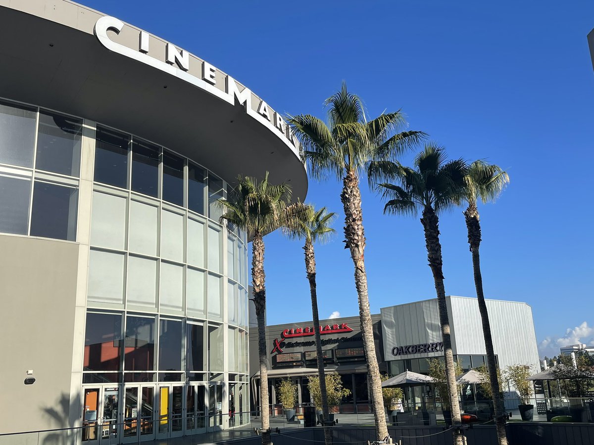 We’re a long way from Dungeness! Glorious morning at the culver city film festival for the screening of Soundproof. Thanks for having us <a href="/culvercityff/">Culver City Film Festival</a> <a href="/SoundproofFilm/">SoundproofFilm</a> <a href="/hayman_mark/">Mark Hayman</a>