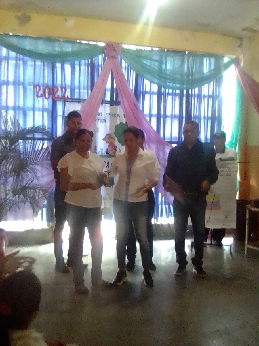 CebitSantaMaria's tweet photo. 07/12/2022 
#CIERREPEDAGOGICO
#PTMS
Finalizando el primer momento con éxito https://t.co/fVu0vfTqn7
