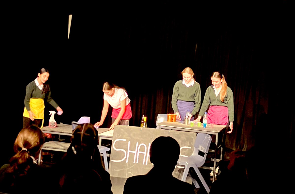DramaUptonFCJ1's tweet photo. A great start to the Year 9, Scripted Performance assessments 🤗 Well done everyone 🎭🤩👏 #scriptedperformance #interpretingtext #actingskills #designskills #costume #set #props #setdesign #lights #sound https://t.co/HtcS6wEMdF