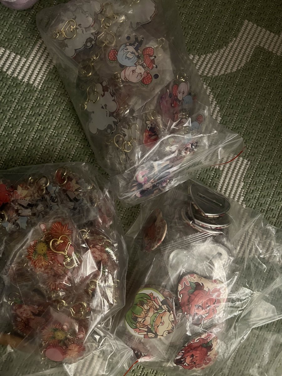 IcyMilkshakes's tweet photo. | Production Update |

All of the merch is arriving/being produced

We've had some setbacks with our zine printing manufacturer and everything should be shipped out in Early 2023

Thank you for your patience! https://t.co/GYMLgWKRt0