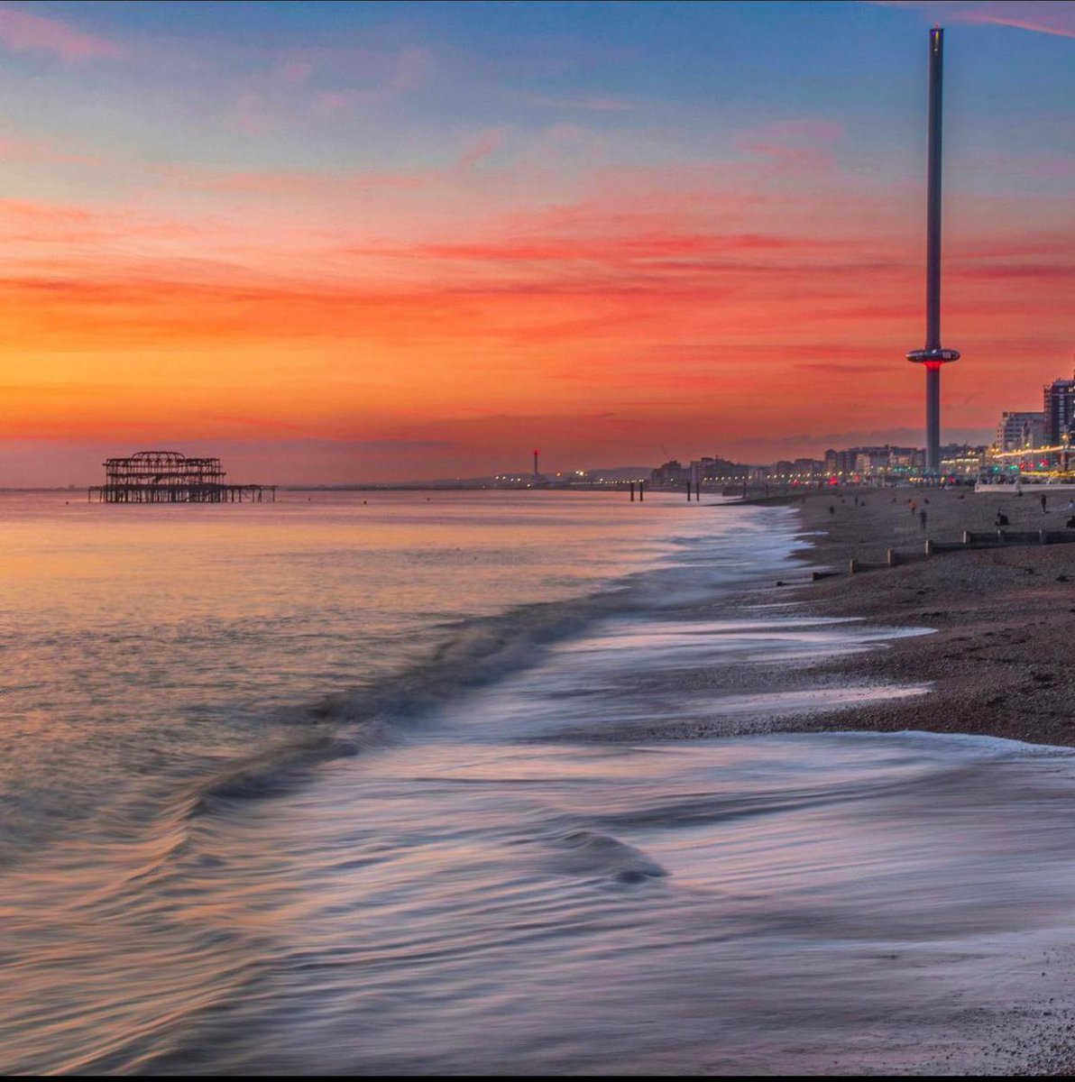 We love the stunning juxtaposition of Brighton’s entertainment, old and new, in this shot by @matades_photography. We’re just over the road from the i360 so come for a drink before your flight to steel your nerves for its lofty heights!