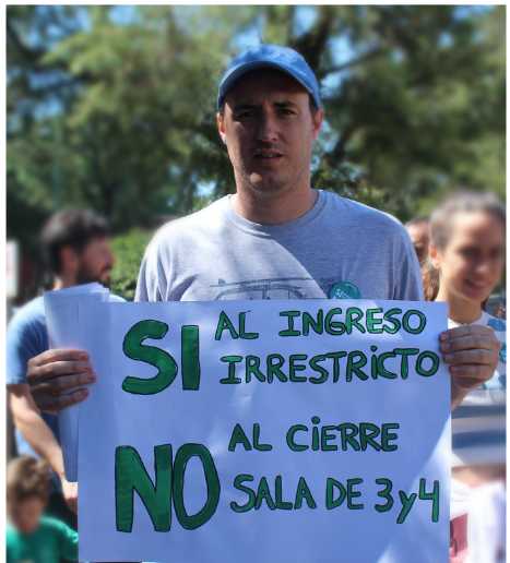 SOSagronomitos's tweet photo. Algunas postales del abrazo al Jardín #Agronomitos! Gracias a todos los que apoyan #SOSAgronomitos
Docentes, no docentes, estudiantes, vecinos y vecinas, familias, agrupaciones! https://t.co/rVuNQtVCJv