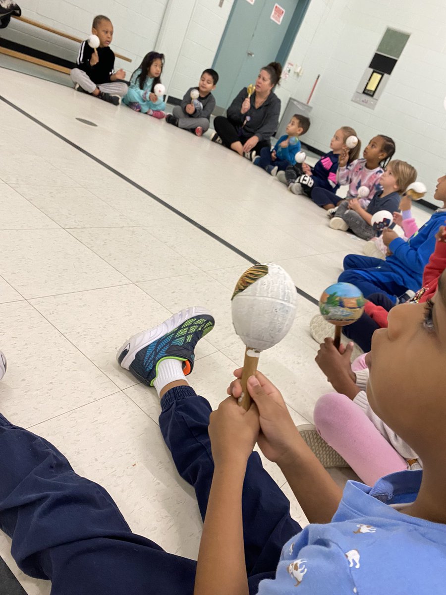 MsLoganLane's tweet photo. Today we had the privilege to welcome Jan a Indigenous Knowledge Keeper to teach us about how the Earth and us are friends! #MotherEarth @MrsChurchFDK @stpetersaints https://t.co/bDzoGf54ix