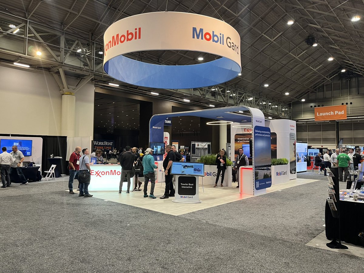 MDILUBES's tweet photo. MDI alongside ExxonMobil make their presence known at the 2022 International Work Boat Show! Exciting times are ahead within the Mobil Marine Sector as we look forward to a sustainable 2023. #MobilMarine #Innovation #MobilGard #Iwbs2022 https://t.co/pDSmIe5YmZ
