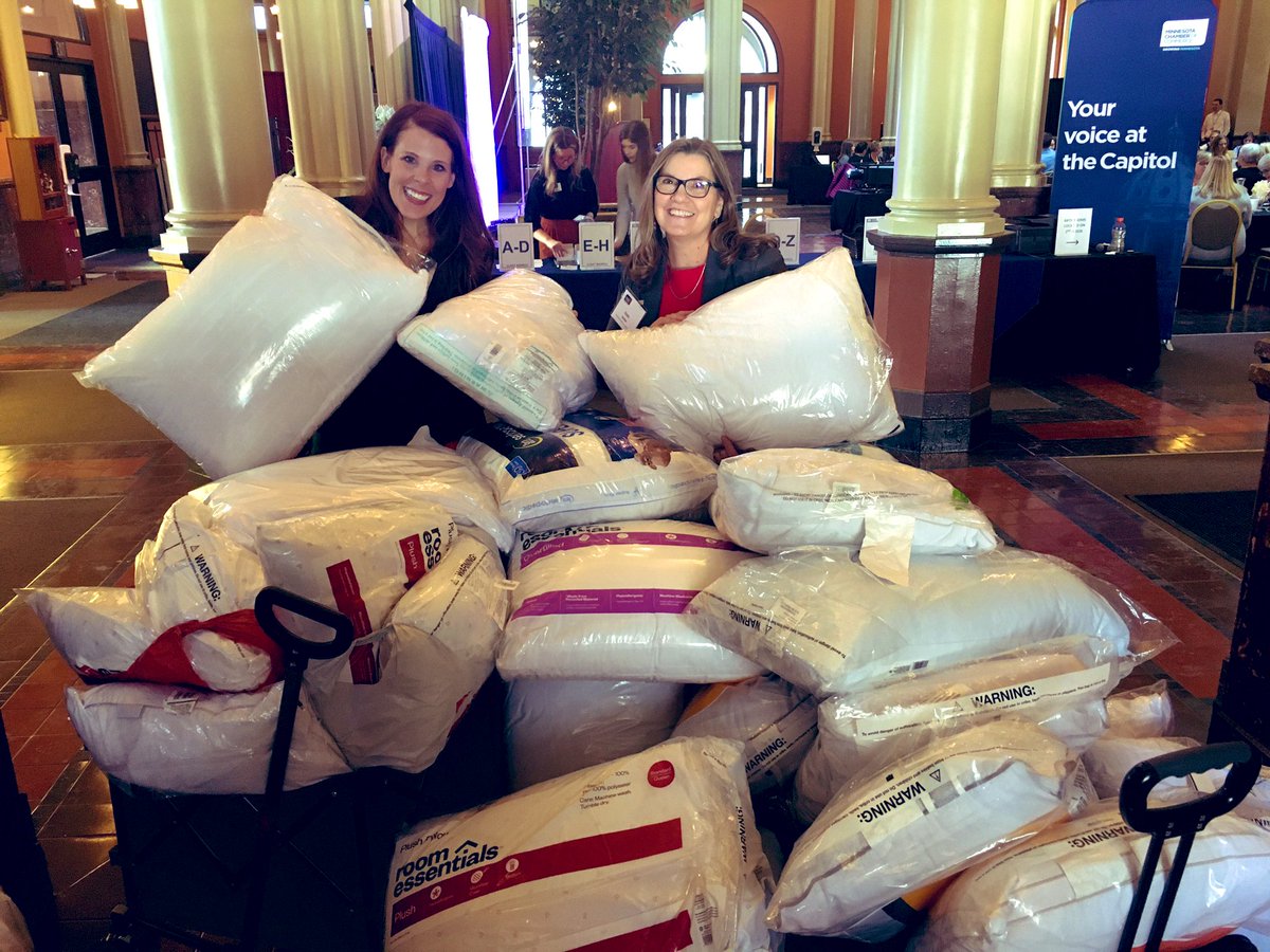 MN_Chamber's tweet photo. Shoutout to our AMAZING Women in Business guests for taking part in today’s pillow drive for @BridgingMN!  #mnleg https://t.co/VDimH5Gn3S