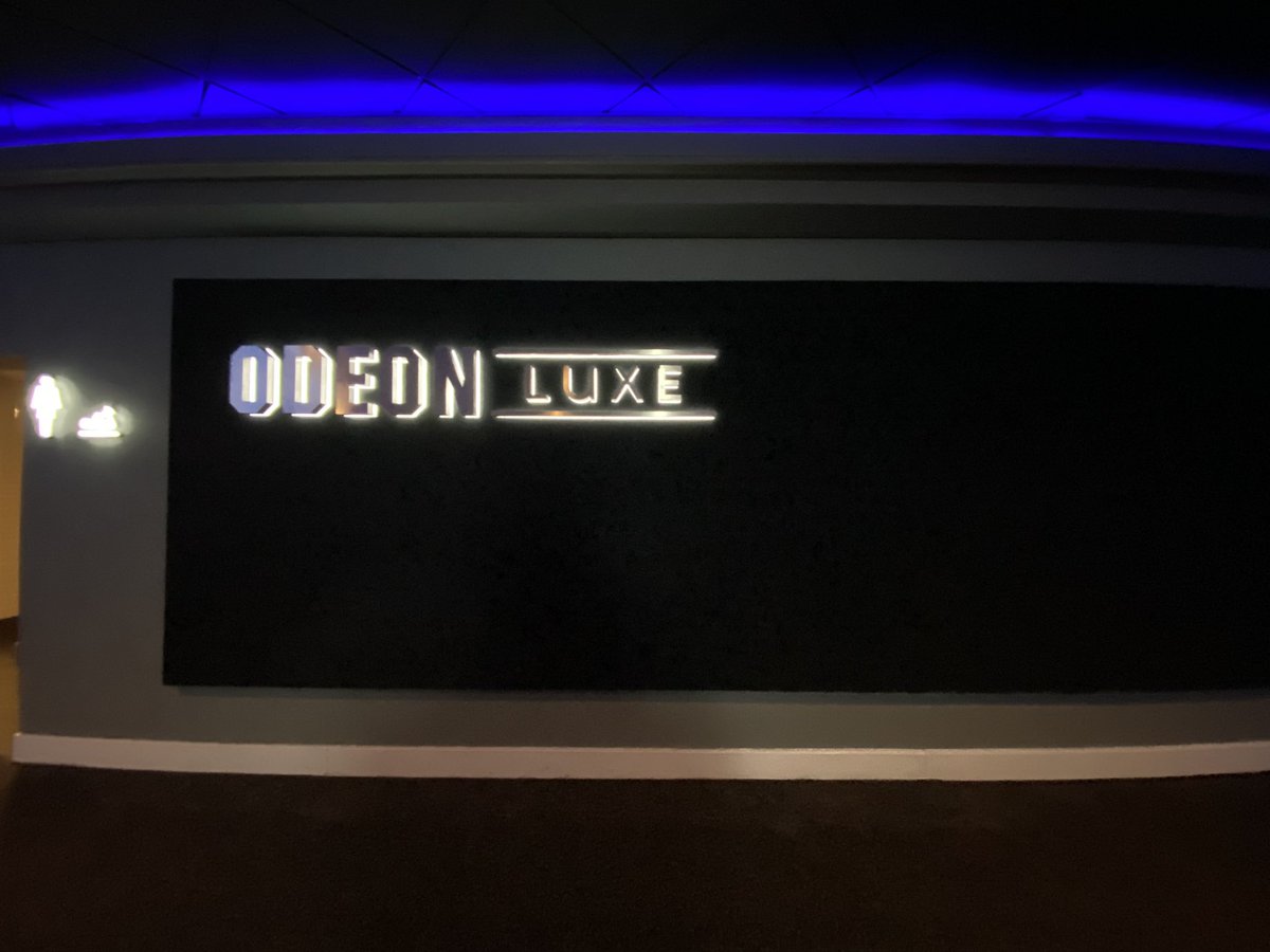 thealmightyG's tweet photo. @ODEONCinemas Bridgend for the launch of their iSense screen. Changed a bit since I was the projectionists (03-08). #OdeonBridgend #ODEONiSense https://t.co/iq0OsIsJda