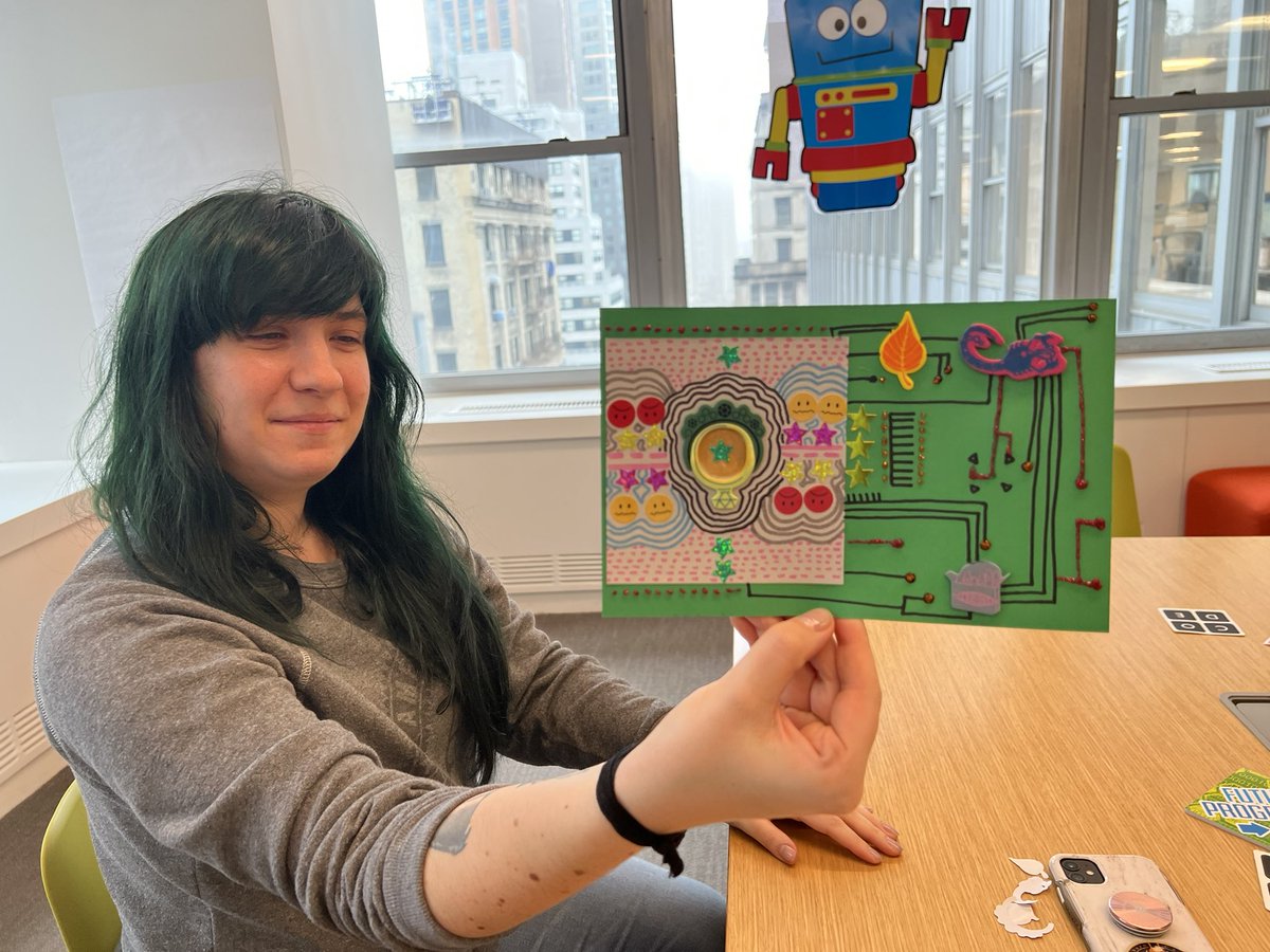 learningdrive's tweet image. #CSEdWeek2022 #CraftComputing in action! @courtney_ryanne @Nadia916 @techstrodinaire and Melissa P. @SunsetSparkNYC @CSforAllNYC @csteachersorg @csta_nyc bit.ly/CraftComputing…