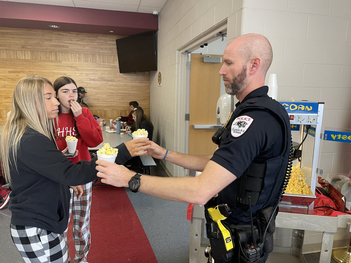 Stephanie Dix tweet media