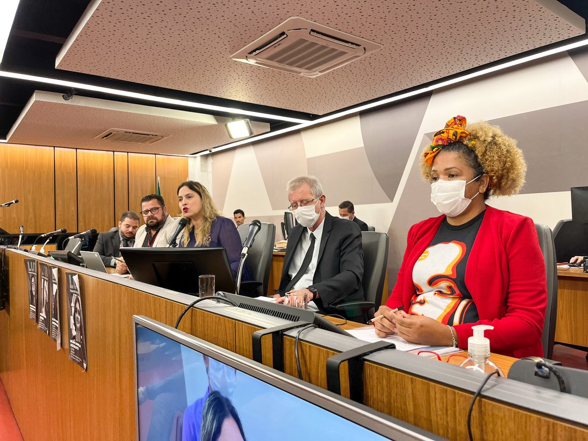 sindutebetim's tweet photo. Por meio de requerimento, de autoria da deputada estadual Beatriz Cerqueira, a Comissão de Educação da ALMG realiza agora audiência pública  sobre o rateio dos recursos do Fundeb de 2022 na rede estadual de ensino. #OFundebÉNosso #Fundeb #Zema https://t.co/yxJP8ivbDE
