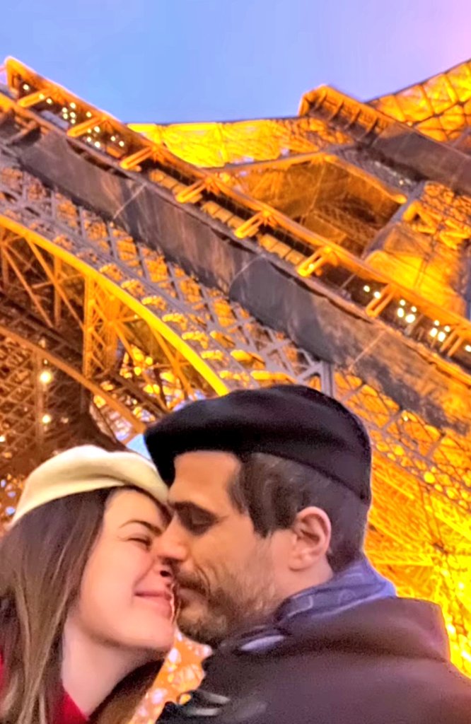 friida_e's tweet photo. PARIS testigo de su compromiso
💙😍🥦
Derretida estoy 🫶🏼🫠❤‍🔥
#Nachiella https://t.co/6jSinuTa7M