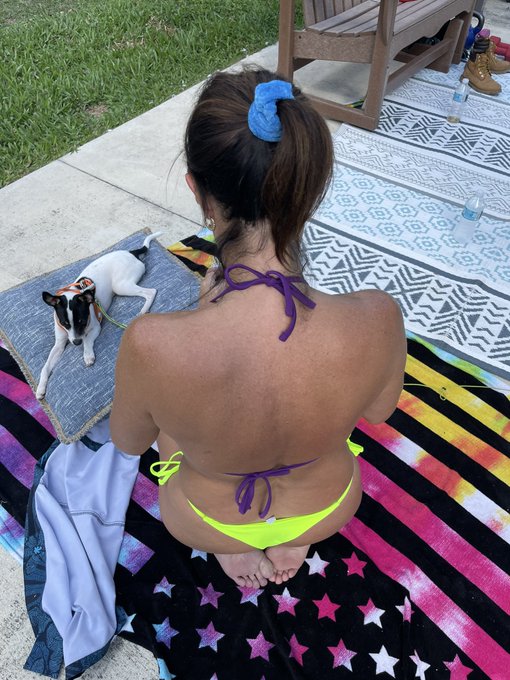 🧲🐾 Guard Dog, always got my 6. #stellatok #bigttmagee #ddranch https://t.co/f8D4ejcEYu<a href="/tag/stellatok"class="tags">#stellatok</a><a href="/tag/bigttmagee"class="tags">#bigttmagee</a><a href="/tag/ddranch"class="tags"><span>#ddranch</span></a>