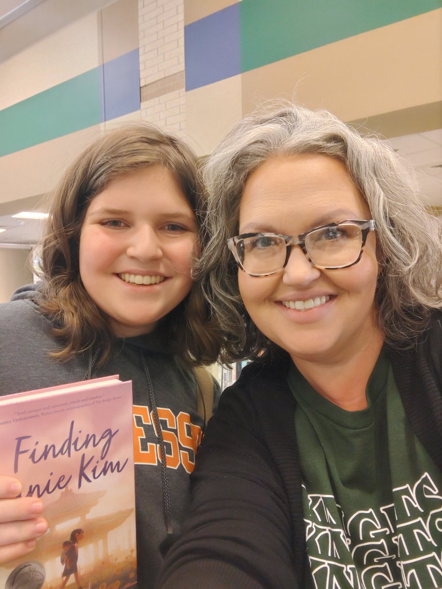 Mrs.B's Library tweet media