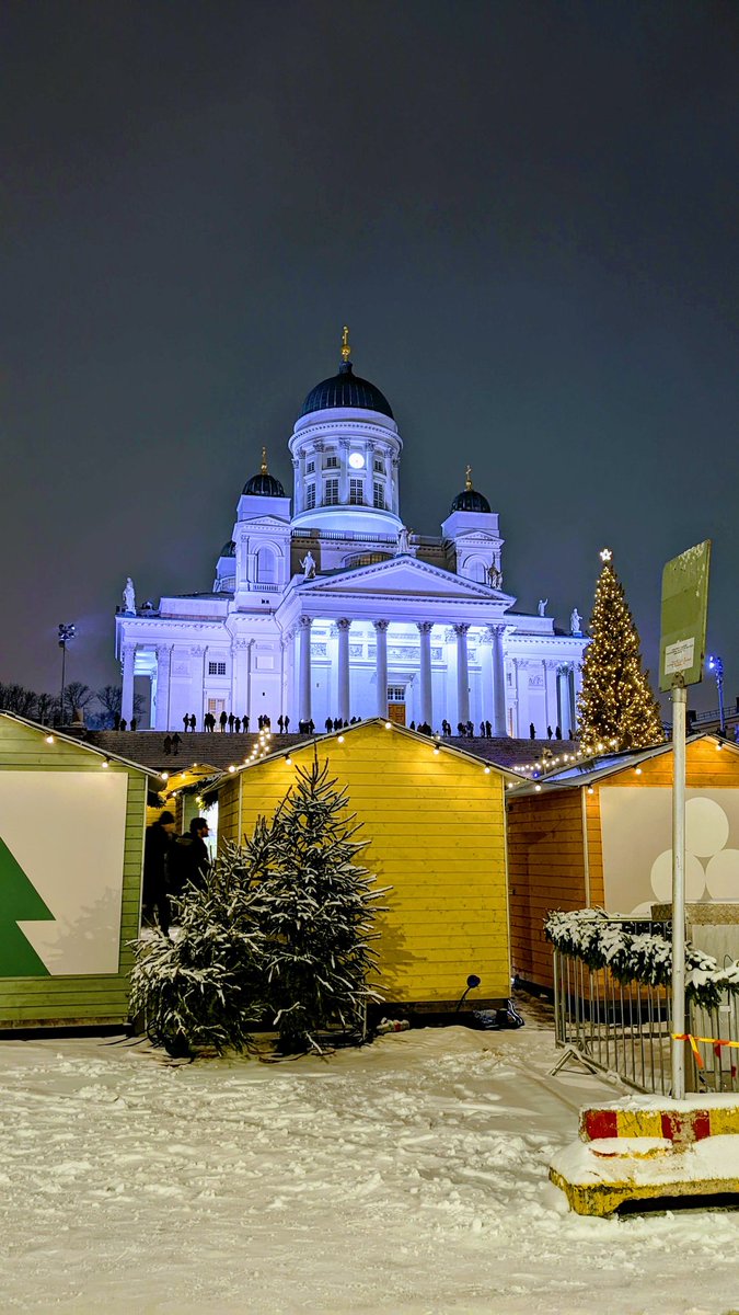 Helsinki Cathedral Pic Captured last night @thisisFINLAND @VisitHelsinki https://t.co/ta9S3RuS6E