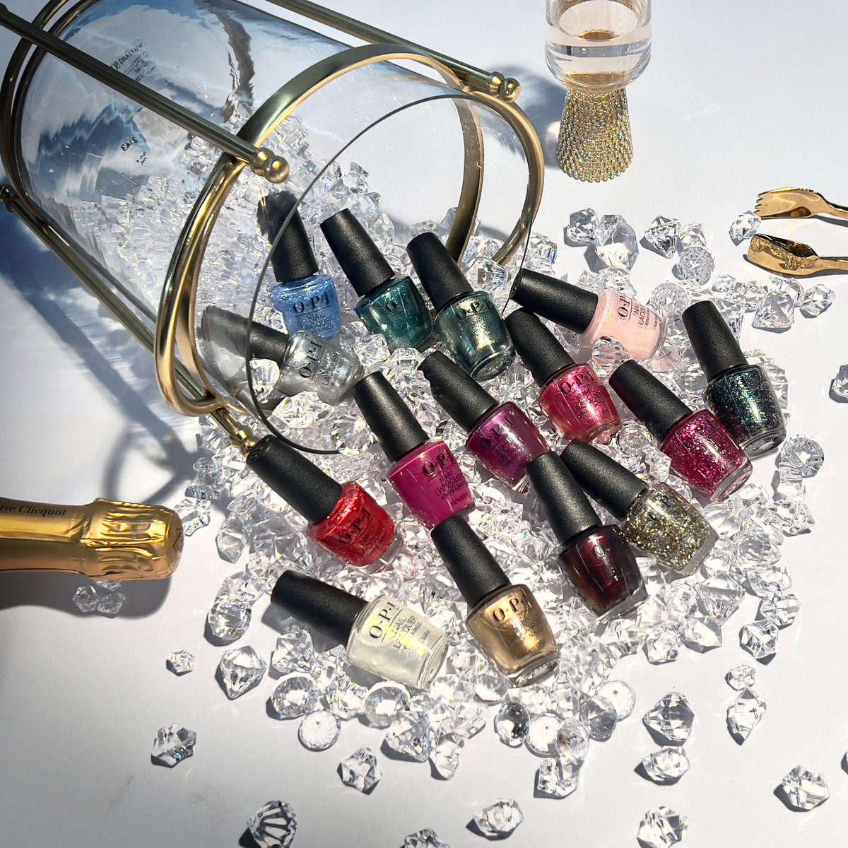 CapitalHair's tweet image. Diamonds aren't a girls only best friend💎... Jewels are too! @OPI_PRODUCTS  Jewel Be Bold Collection has arrived at Capital💅 

🛒Shop Today: loom.ly/MDfaaLk🛒

#OPI #OPIObsessed #ColorIsTheAnswer #Nails #Christmas2022