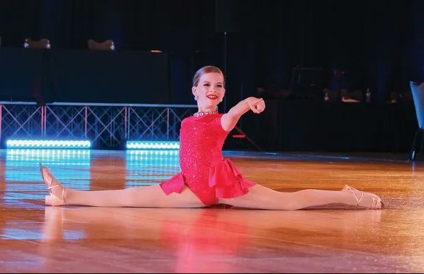 @pshoustontweets sixth grader Adyson Preston holds the ballroom dancing world title in the Junior 1 Division from the World Dance Organization’s American Dance Pro Competition. buff.ly/3UCfs4Q